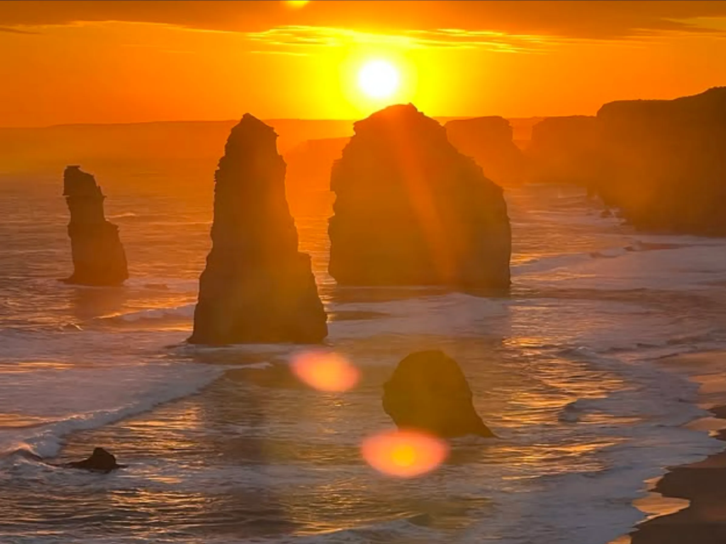 Joet Site | When to Look vs When to Shoot on the Great Ocean Road Joet Site | When to Look vs When to Shoot on the Great Ocean Road