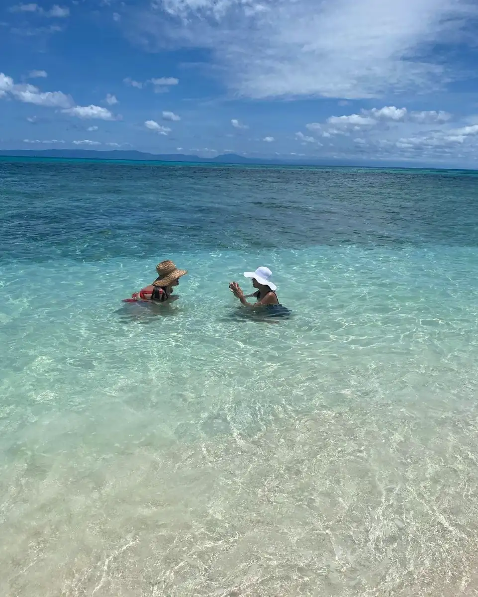 Joet Site | Picnic On Vlasoff Cay Joet Site | Picnic On Vlasoff Cay